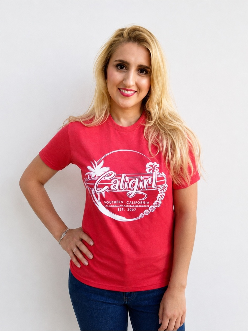 Southern California Red Graphic T-Shirt Women’s Short Sleeve Tee, size small